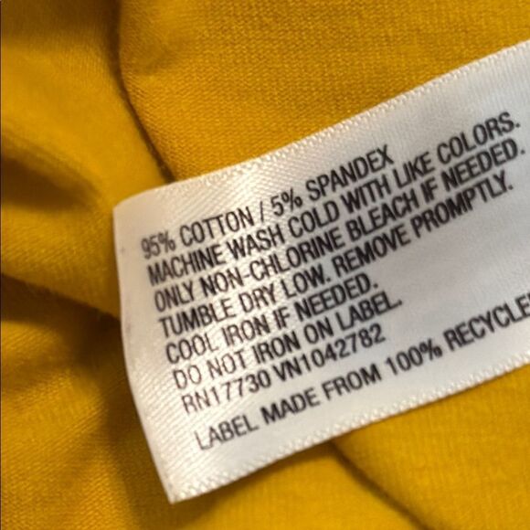 🌹AVA & VIV V NECK MUSTARD TEE - Picture 4 of 4